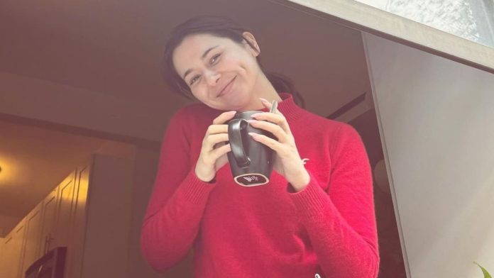 Hania Aamir's Unfiltered Life: 6 Moments Proving She Lives Life to Fullest