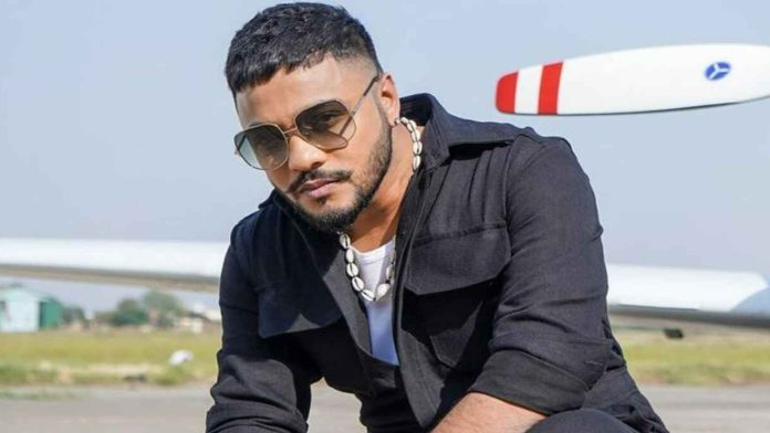 MTV Hustle 4: Raftaar Opens Up on Singing Malayalam Rap - Exclusive Video