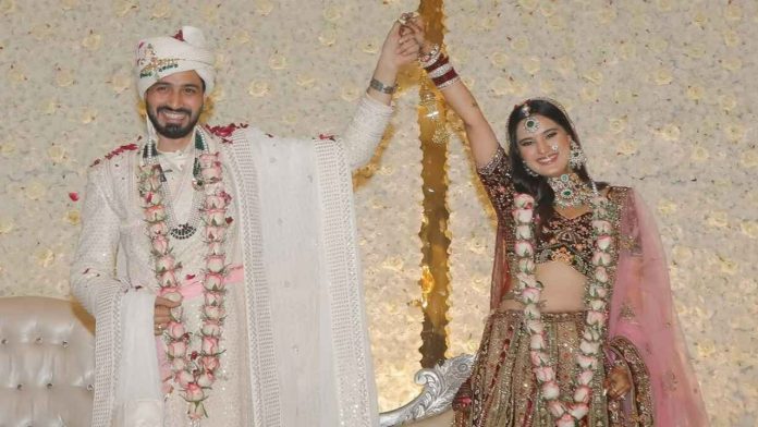 Ayushi Khurana Ties Knot with Suraj Kakkar: Celebs Shower Love