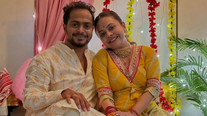 Devoleena Bhattacharjee, Shanawaz Shaikh Share First Glimpse of Baby Boy on Christmas