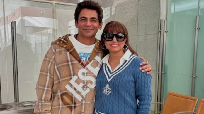 Hina Khan Meets Sunil Grover at Airport, Shares Heartwarming Moment