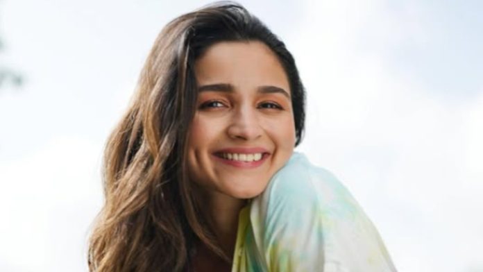 Alia Bhatt's Innocent Take on Her 'Dark Side' Still Wins Hearts